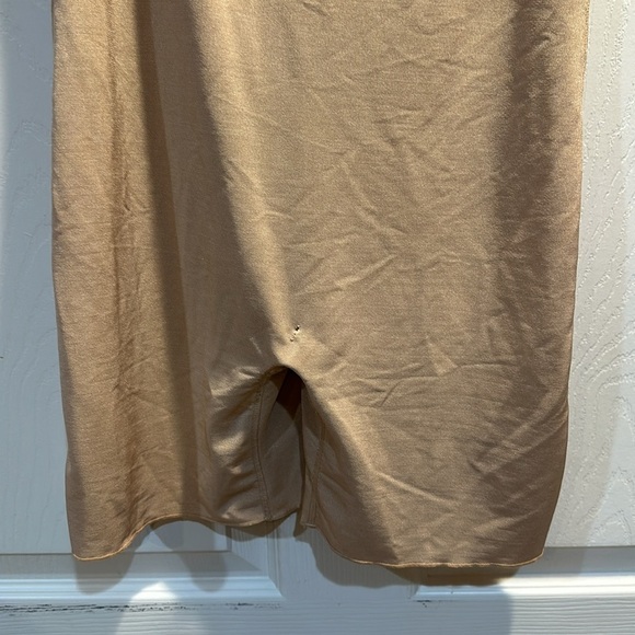 Skims Shaping Mesh Mid Thigh Bodysuit Shapewear 2X - Picture 4 of 9